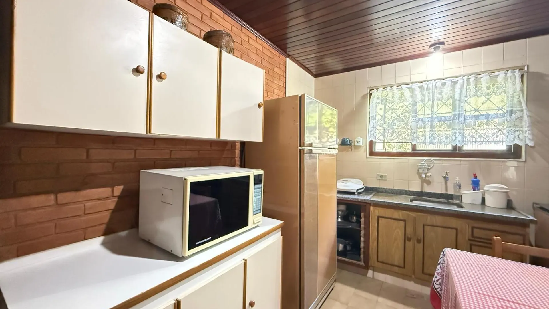 Chalet Cabana Do Sol 15 Min Centrinho Com Churrasqueira Campos do Jordao Brazil