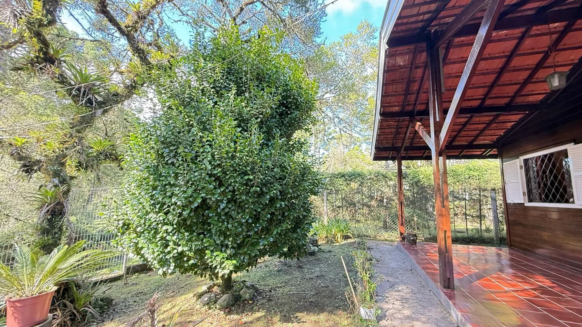 Cabana Do Sol 15 Min Centrinho Com Churrasqueira Campos do Jordão البرازيل